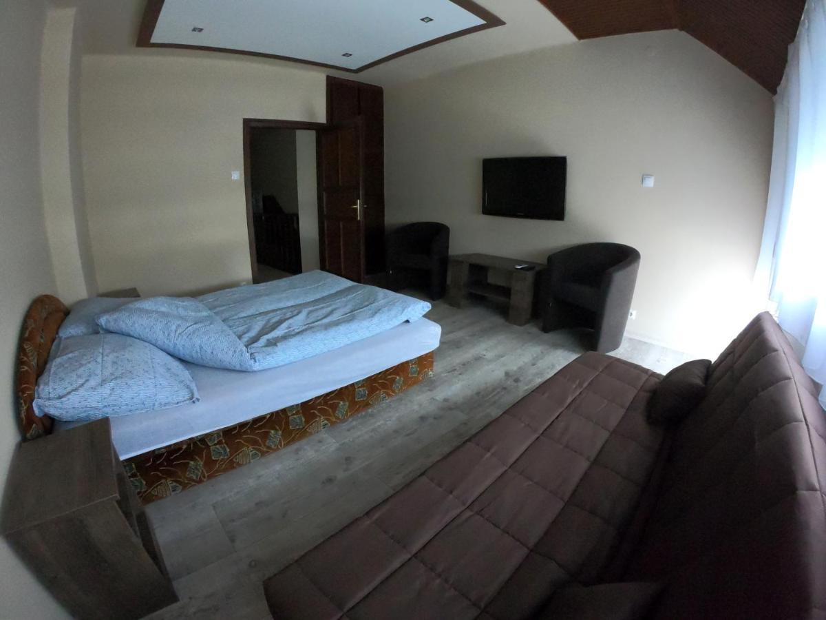 Dami Apartman ไฮจ์ดุสโซบอสโล ภายนอก รูปภาพ